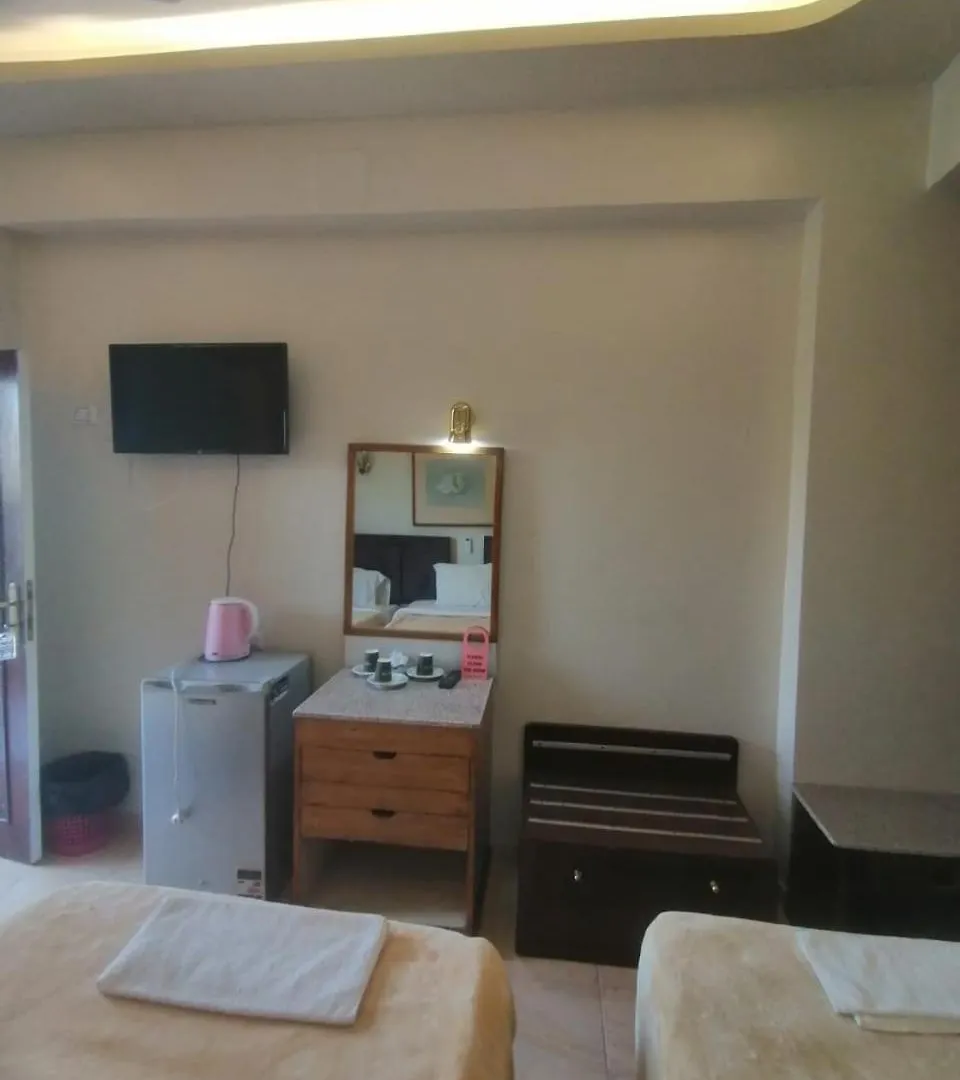 *** Parque de Campismo Rezeiky Hotel & Camp Luksor Egipto