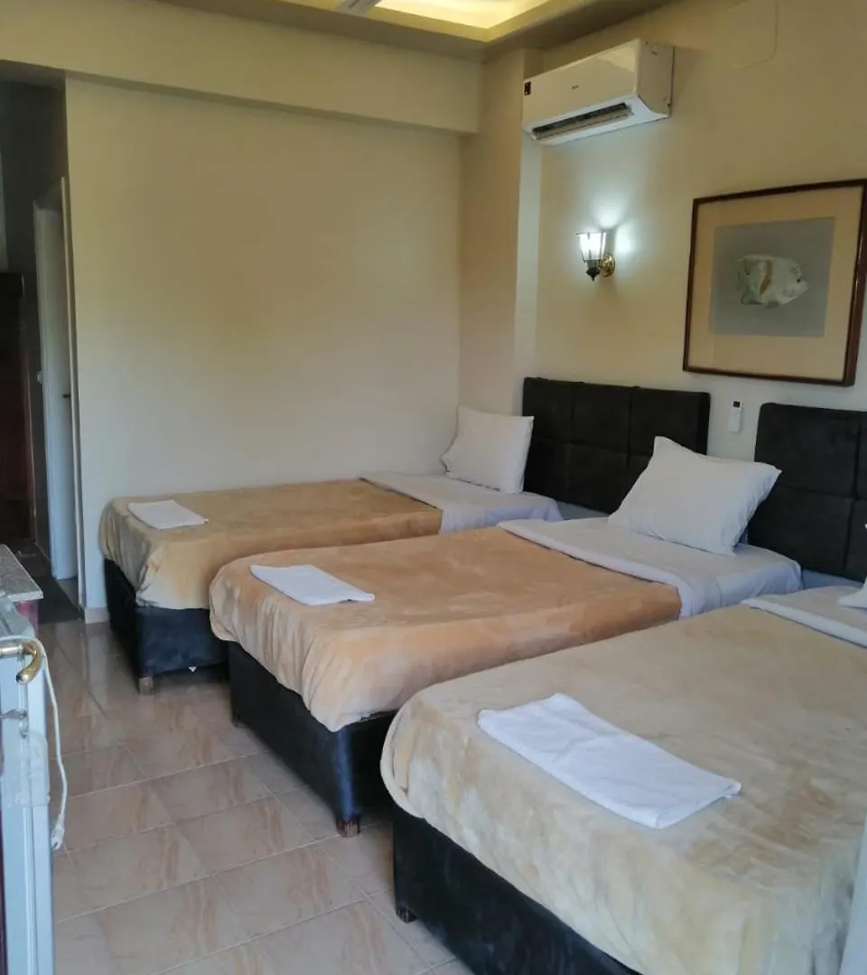 Rezeiky Hotel & Camp Luxor Campsite