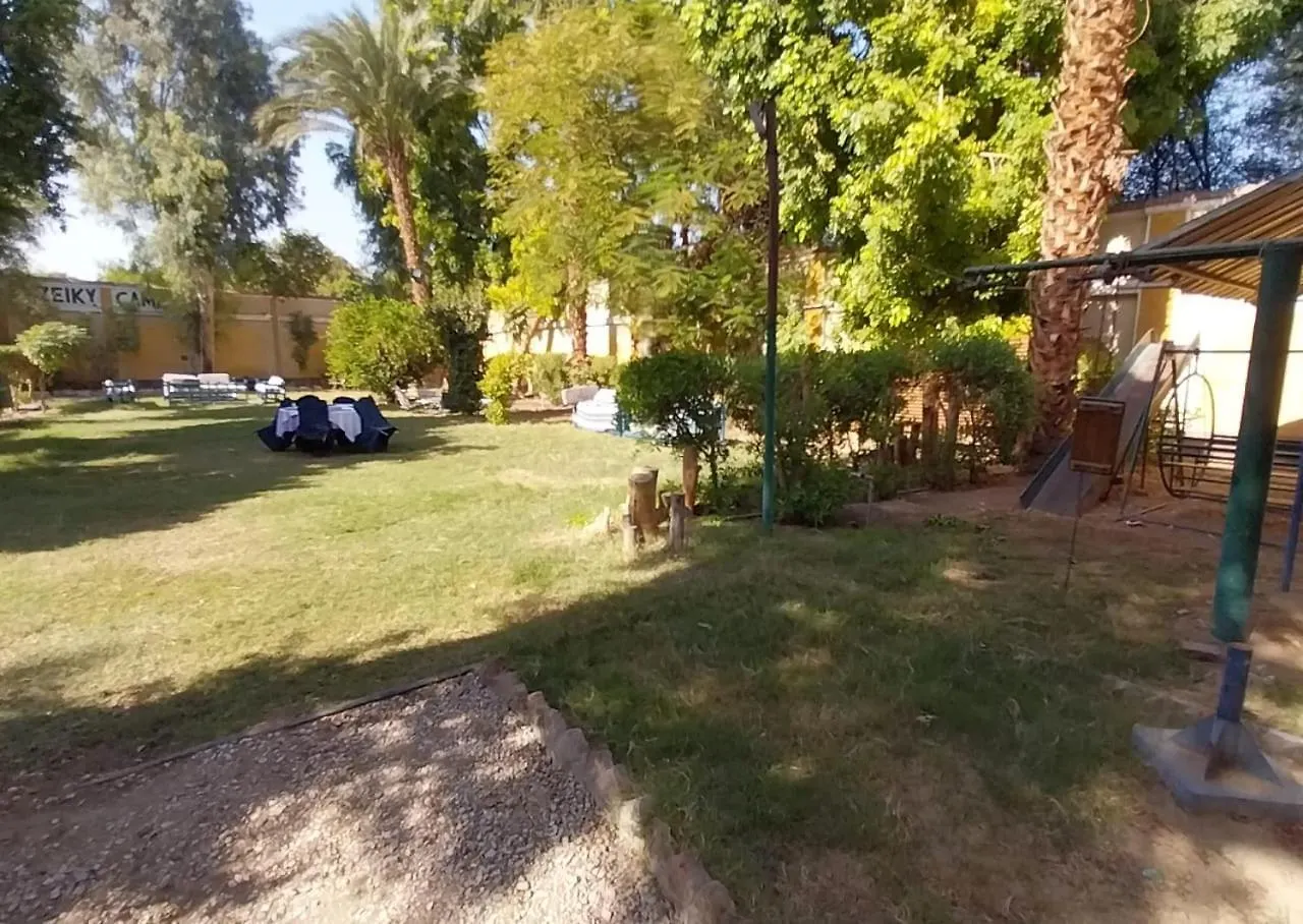 *** אתר קמפינג לוקסור Rezeiky Hotel & Camp מצרים