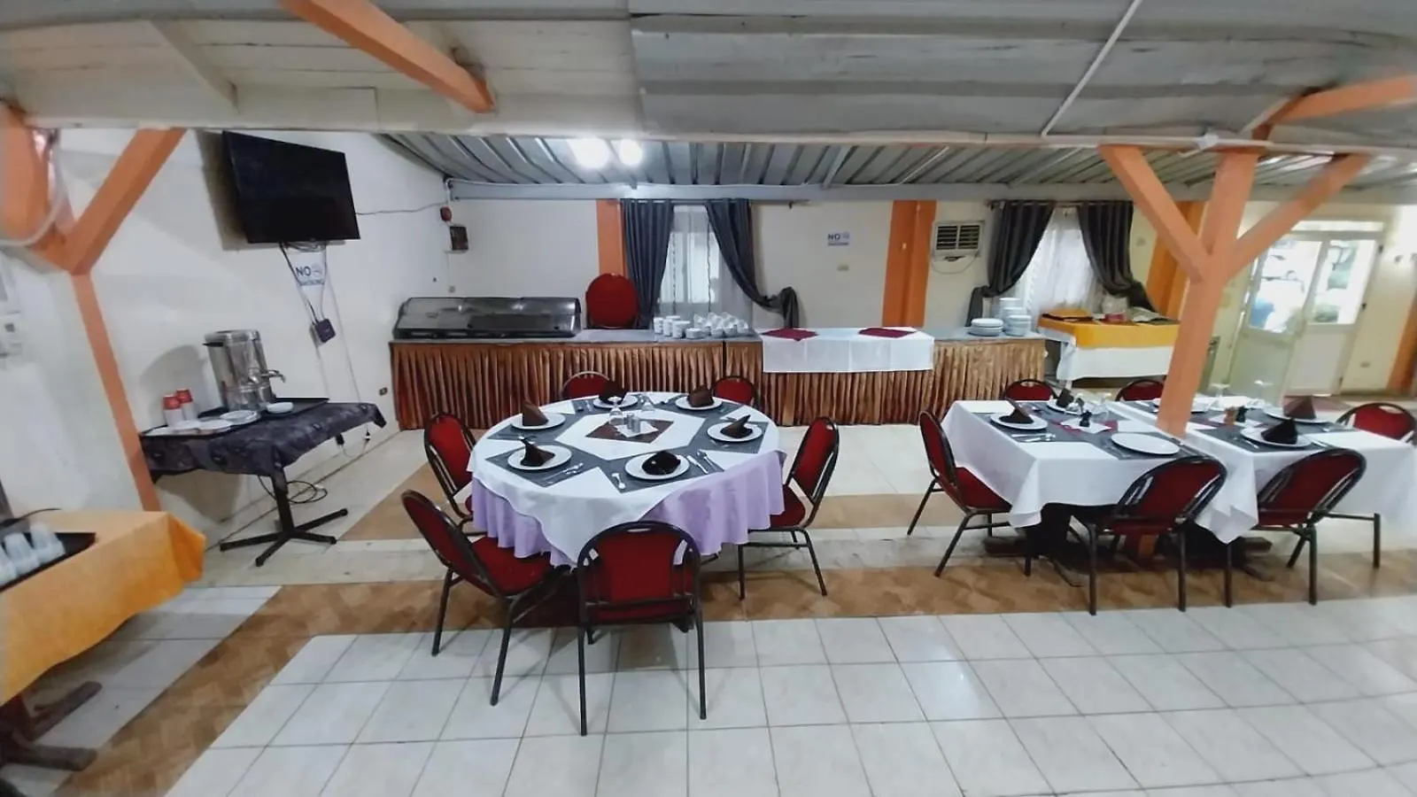 לוקסור Rezeiky Hotel & Camp מצרים